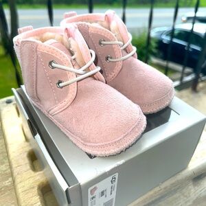 Uggs Neumel Baby Pink Girls Suede Toddler Boots Size 12-18 Months